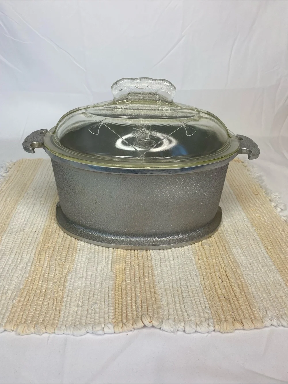VTG GUARDIAN SERVICE COOKWARE HEART SHAPED w/GLASS LID HAMMERED ALUMINUM 2 QTS